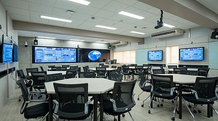 DPU ลุย Smart Campus 5G เต็มรูปแบบ โชว์ห้องเรียนล้ำ Intelligent Hybrid มุ่งสร้าง Innovator รุ่นใหม่บุกตลาดงานในอนาคต