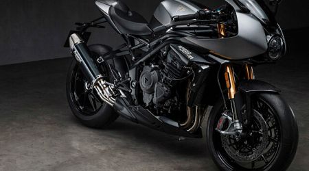 Triumph Speed Triple 1200 RR Breitling Limited Edition