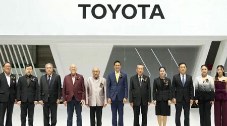 Toyota ยกโชว์รูมมาไว้ที่บูธในงาน BIG Motor Sale 2024