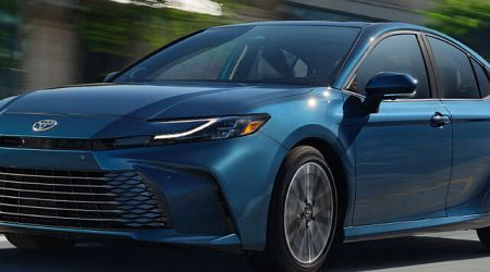 2025 Toyota Camry เจนเนอเรชั่น 9 เน้น HEV ส่วน ICE มีให้บางที่