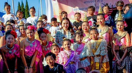 นายกฯ 'แพทองธาร' เยือนชุมชนไทยลอสแอนเจลิส ก่อนร่วมประชุมเอเปคที่เปรู