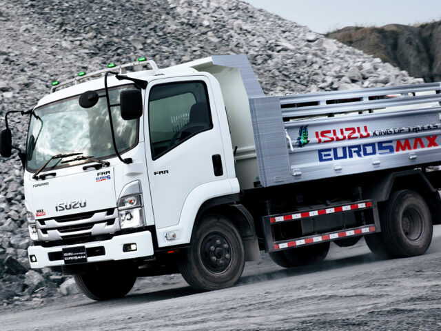 Isuzu เปิดตัวรถบรรทุกรุ่นใหม่ FRR 190 มาตรฐานไอเสีย Euro 5