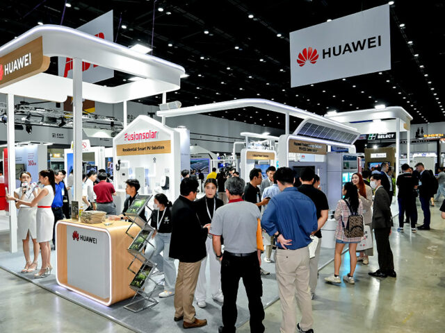 Huawei เปิดตัวโซลูชันชาร์จเร็วสำหรับรถยนต์พลังงานไฟฟ้าในไทย