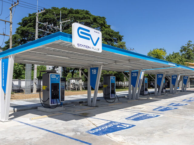 EV Station PluZ ขยาย Charger Hub 10 สาขา ภายในปี 2567