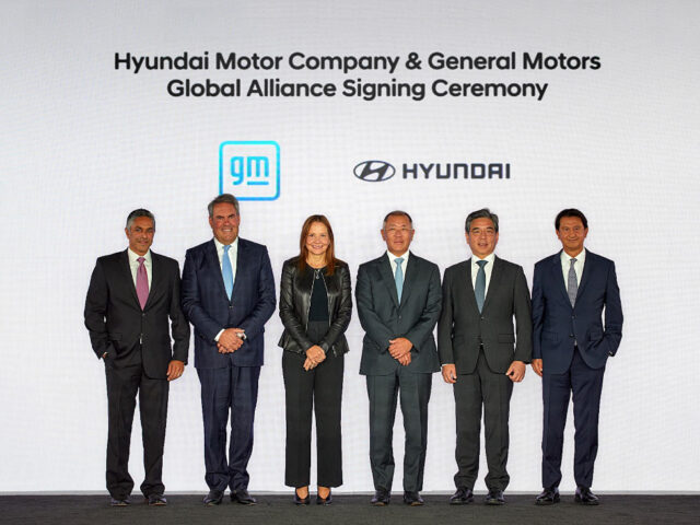 Hyundai และ GM ลงนามพัฒนารถ และเทคโนโลยีพลังงานสะอาด