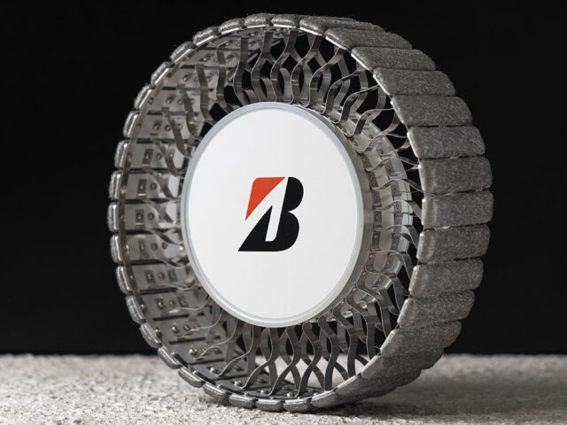 Bridgestone พัฒนายางสำหรับยานสำรวจดวงจันทร์